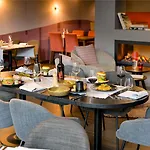 Mercure Hotel *