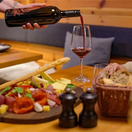 Готель Mercure *