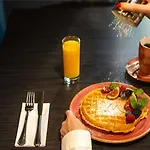 Mercure Hotel *