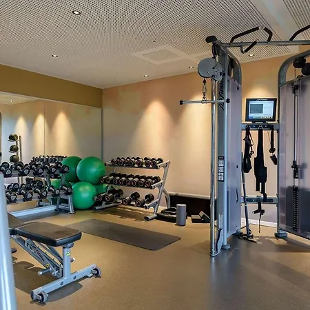 Mercure Zuerich Hotel *