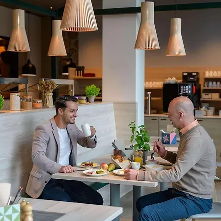 Mercure Zuerich Hotel *